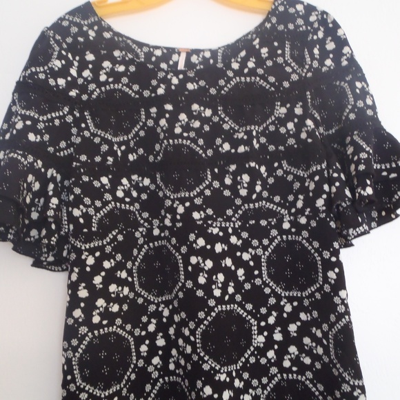 Free People Dresses & Skirts - Free People Dress - Sz. 6 -  EUC